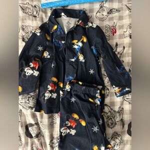 Disney toddler 100 years flannel pyjamas size 2T NWOT